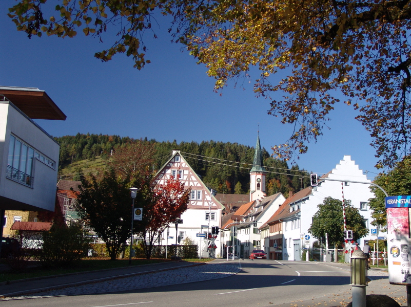 Blick von der Angerhalle in die Mittlere Gasse